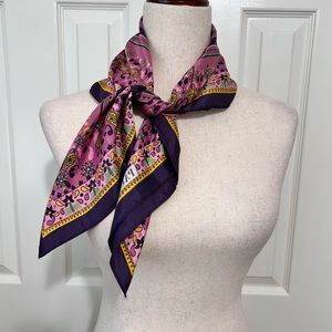 Beautiful Paul Martel Scarf, Art to Wear, Great Fall Colors 28X28